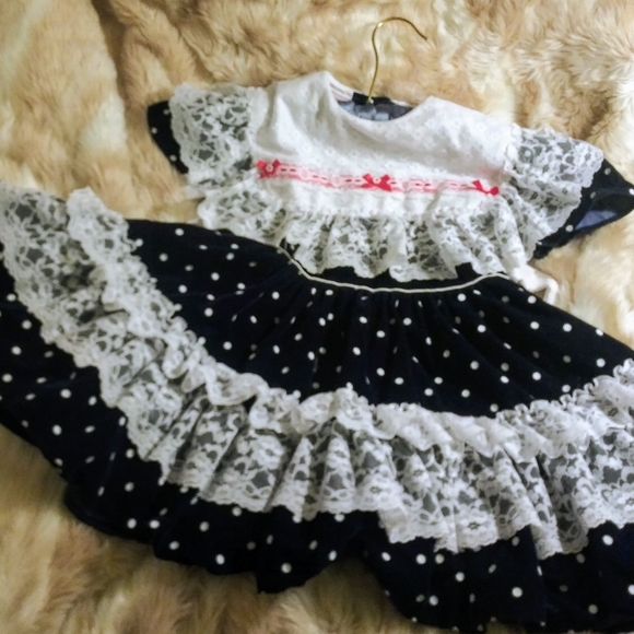 4T Ruffle Dress - Picture 4 of 4